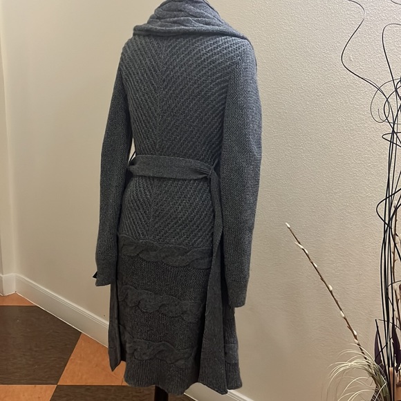 Cole Haan Baby Alpaca Grey Sweater.Preowned - Picture 3 of 11